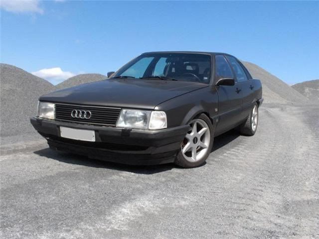 Audi100.jpg