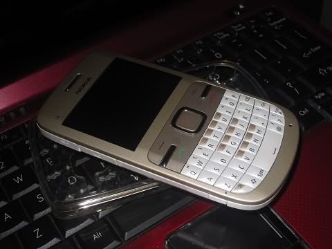 nokia c3 gold and white. Nokia C3 White Colour. my