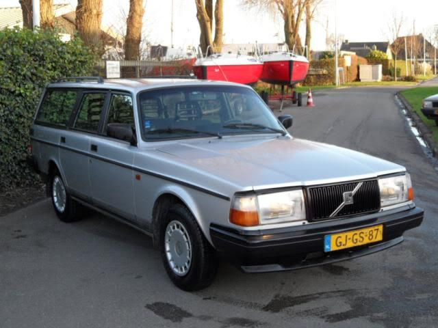 [Afbeelding: volvo-240-23i-polar-2480707-3.jpg]